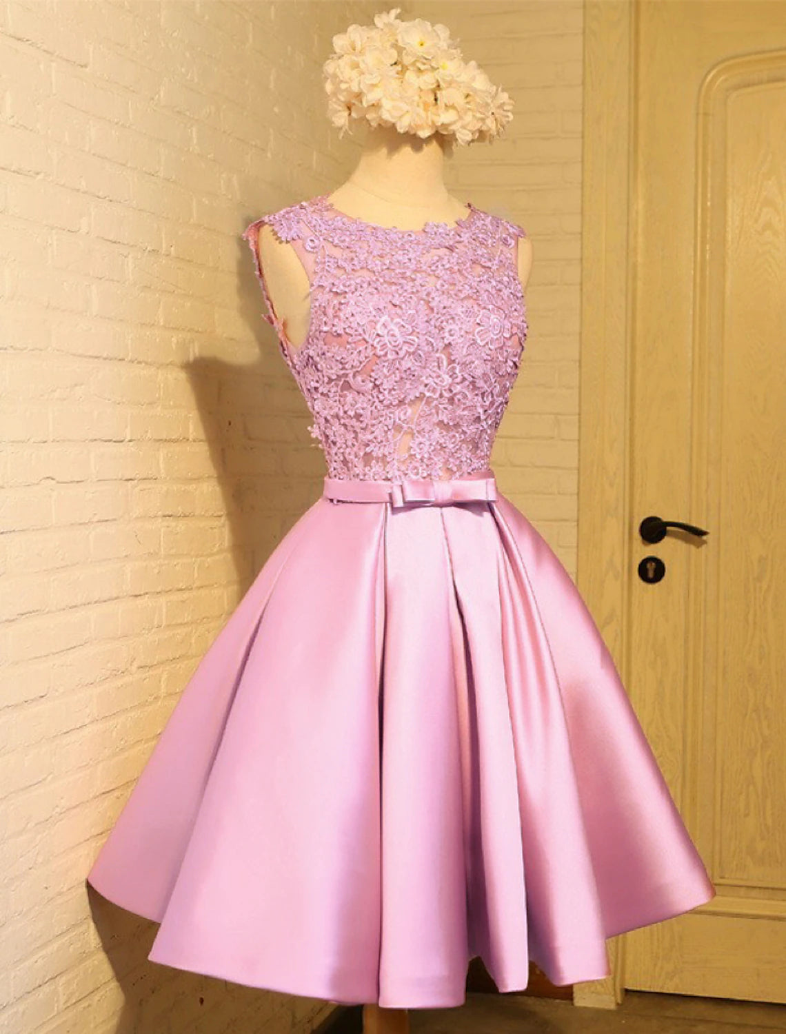 A-Line Lace Homecoming Dresses Open Back Dress Prom Knee Length Sleeveless Jewel Neck Satin with Butterfly-SOGOTADE