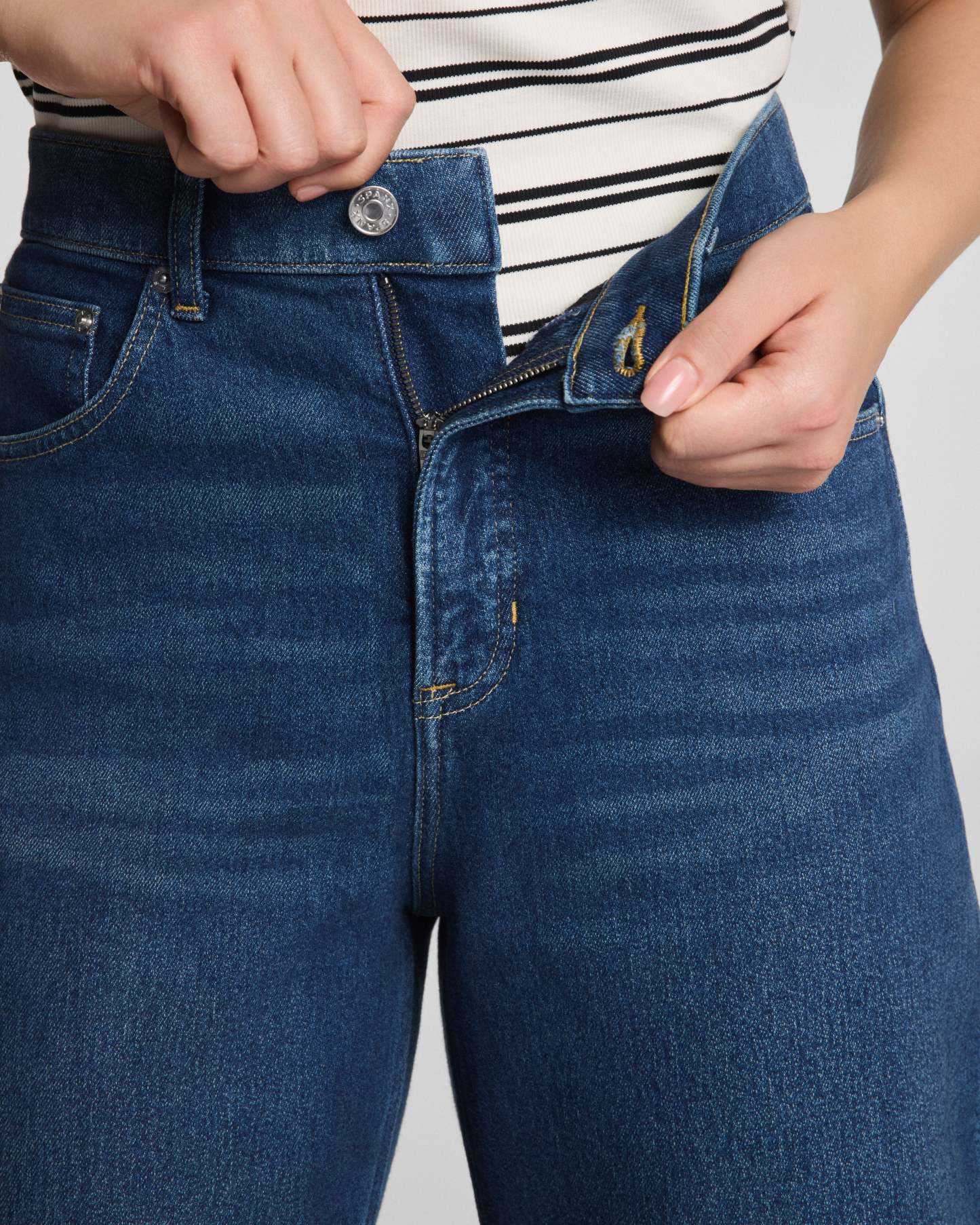Cuffed Horseshoe Jeans (Buy 2 Free Shipping)