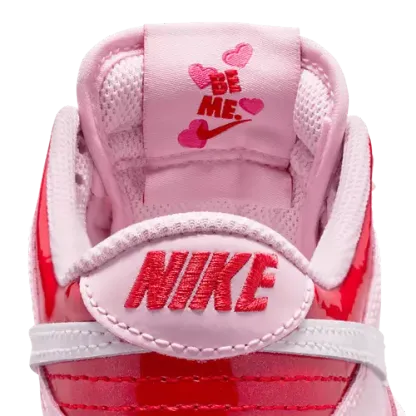 Nike Dunk Low Valentine's Day
