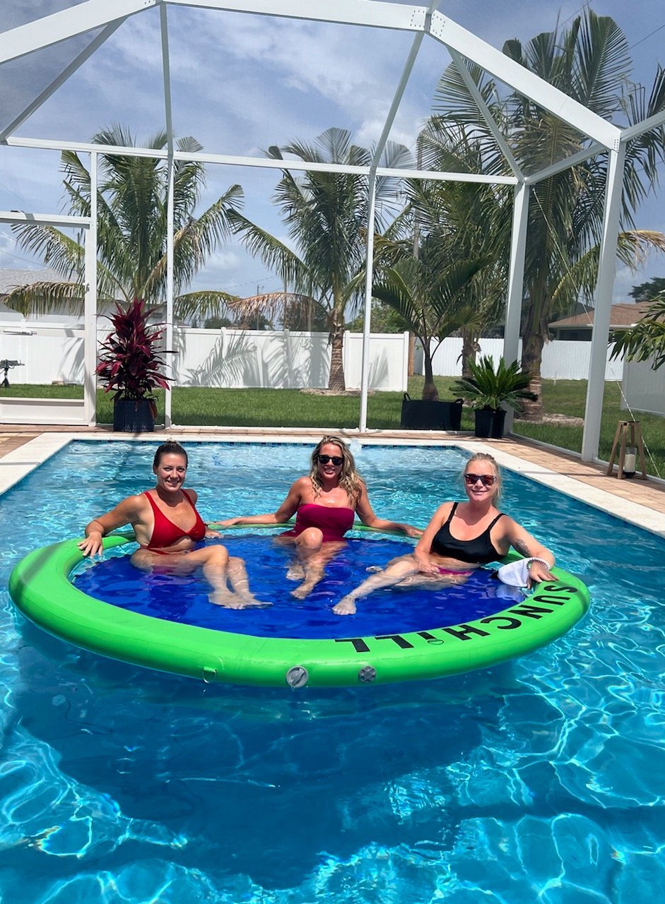 (☀SUMMER LIMITED 💥90% OFF EVERY 2 PCS)PORTABLE INFLATABLE OUTDOOR WATER FLOATING MAT