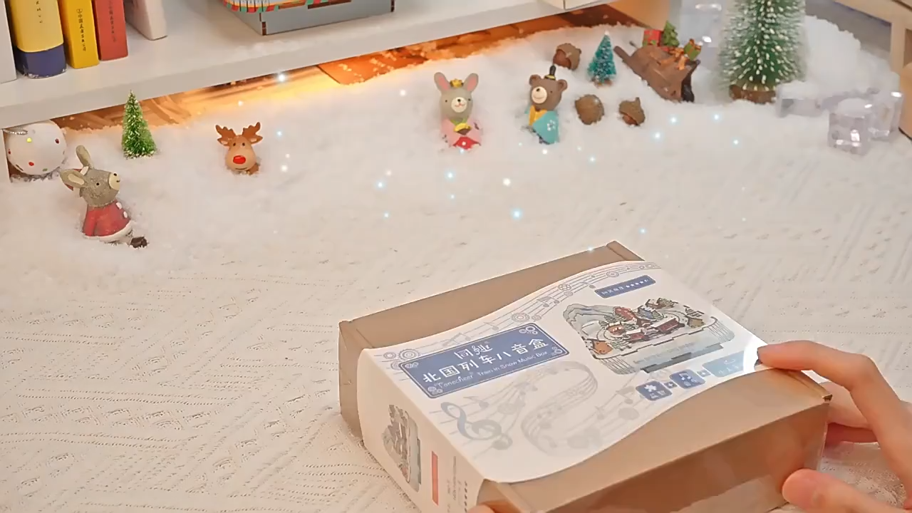 Northland Train English version music box snow scene Christmas gift hand-assembled wooden creative ornaments