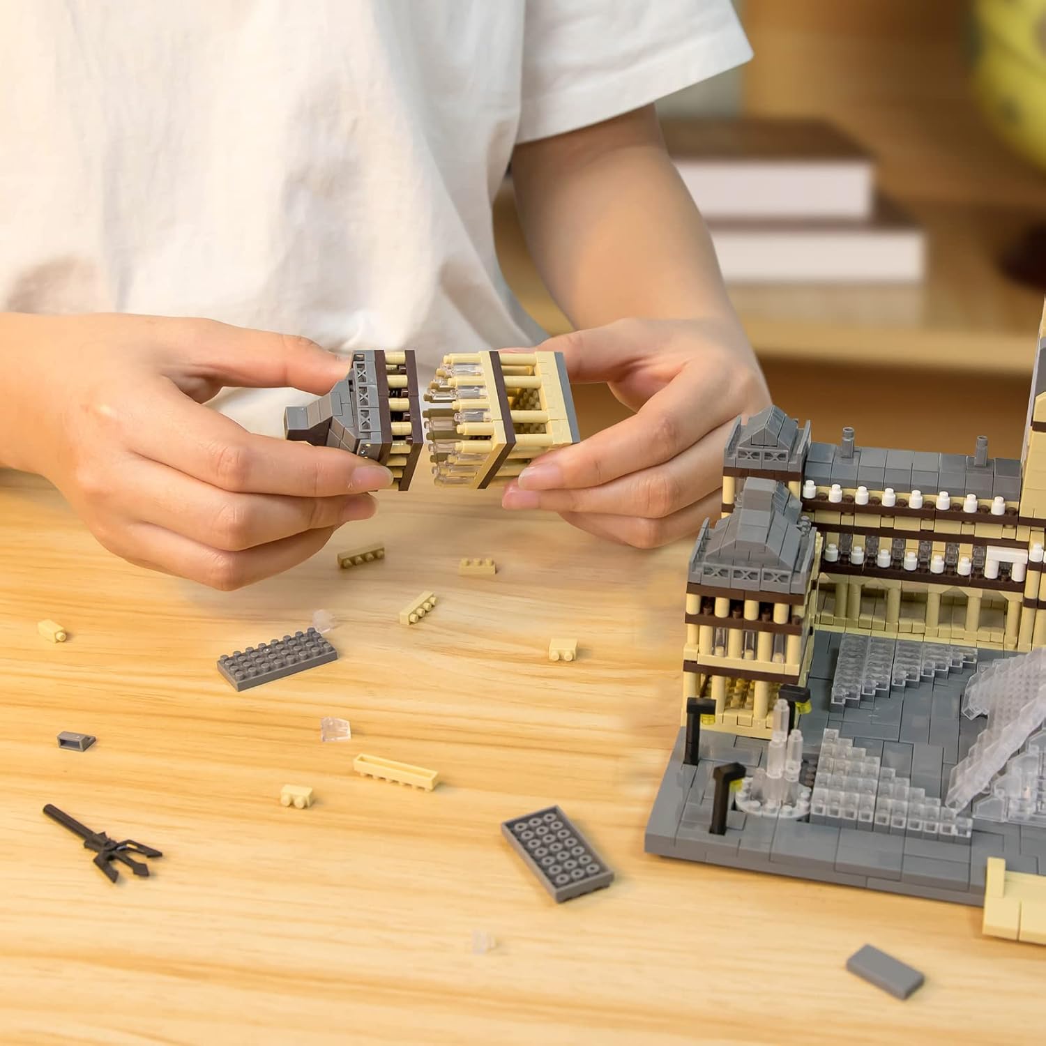 Architecture Louvre Micro Building Blocks Set,3377 Pcs World Famous Architectural Paris Louvre Museum Model Micro Bricks Toys Gifts for Adult Kids-uFunSpace