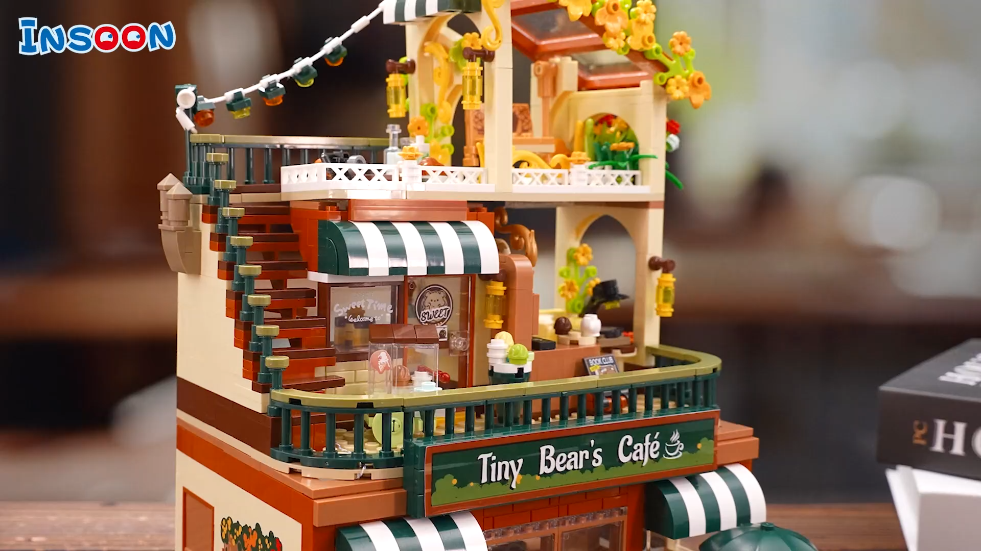 City Coffee House Building Set with Light, 1173 PCS Cafe Shop Building Block Toy with Ordering Counter Baking Room, Architecture Construction Model for Adults Teens Kids Boys Girls Ages 6-12+
