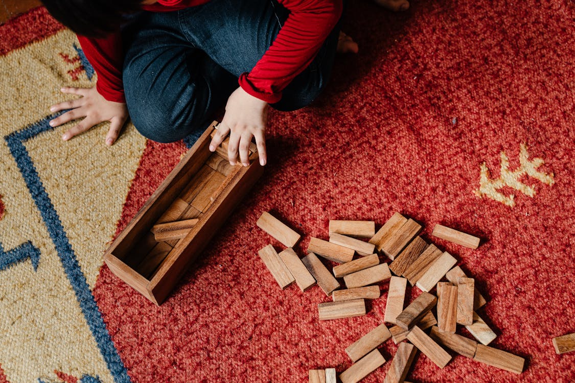 The Essential Role of Interactive Learning Toys in Child Development-uFunSpace