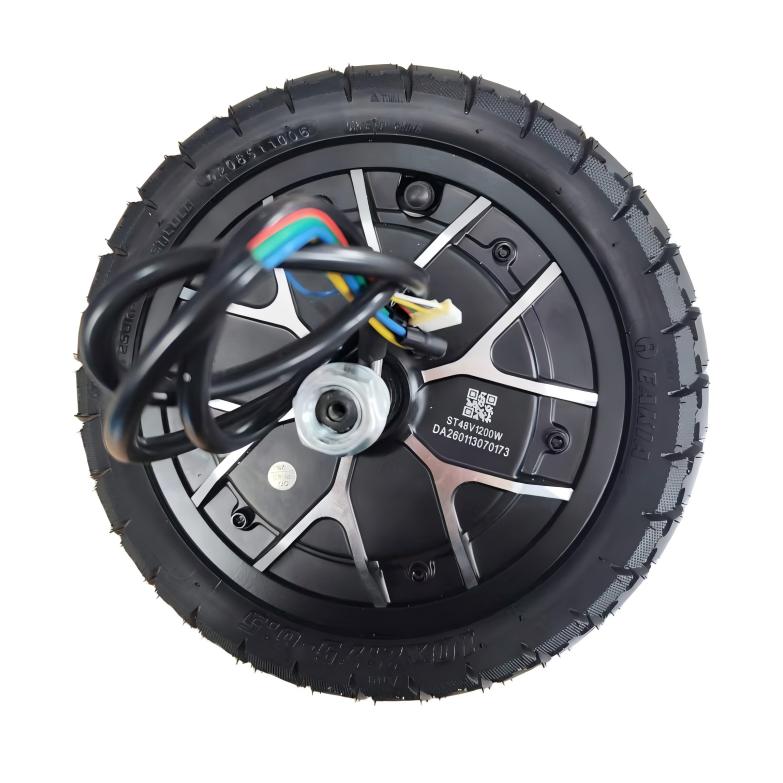 ST-Motor with tire