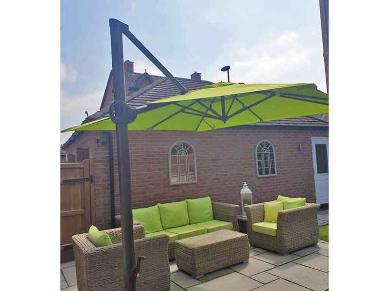 Roma 3m Square | Cantilever Parasol