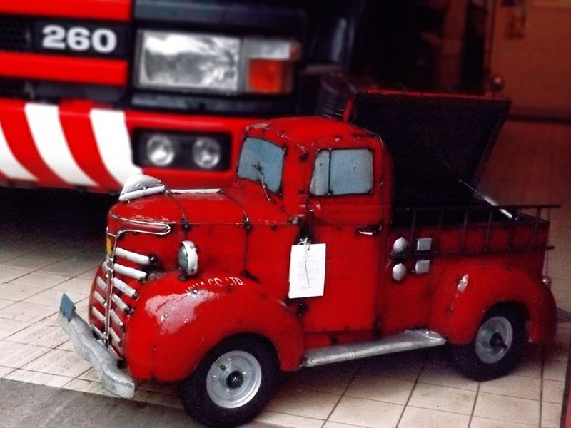 Pumper The Fire Truck -Garden Furniture Centre-48Hour Dispatch,MidInstock,instock,MidRange,Ornaments,Accessories,Ranges,Think Outside Range,Metal Garden Ornaments,Novelty Drinks Coolers,Think Outside Range Ranges,Ornaments Accessories-{collection_title}