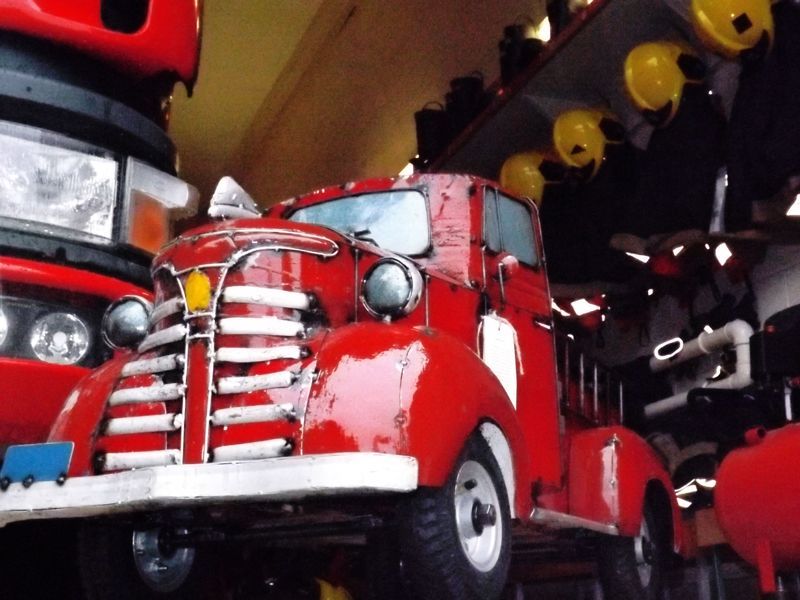 Pumper The Fire Truck -Garden Furniture Centre-48Hour Dispatch,MidInstock,instock,MidRange,Ornaments,Accessories,Ranges,Think Outside Range,Metal Garden Ornaments,Novelty Drinks Coolers,Think Outside Range Ranges,Ornaments Accessories-{collection_title}