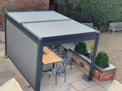 Eclipse 3 X 4m LED Motorised Pergola | Free Standing