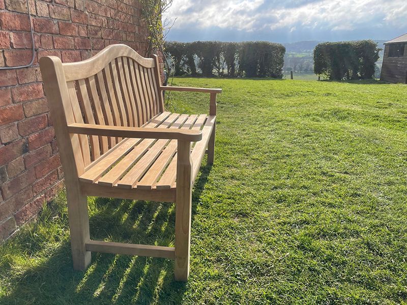 Turnberry 1.5m Bench 