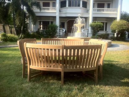 Malvern Curved Bench | FSC® Certified