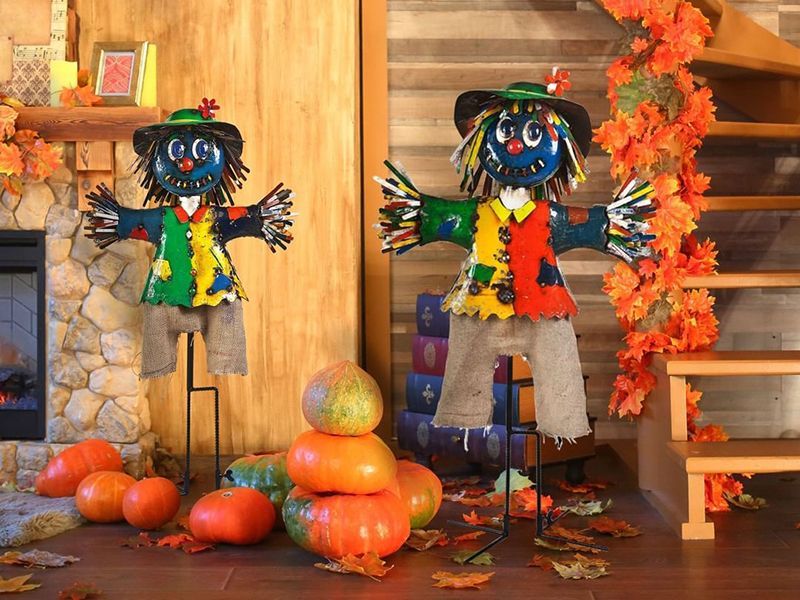 Barnyard Summer Scarecrow 