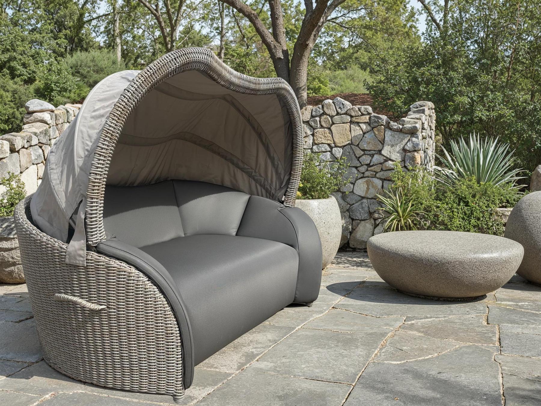 Meteor Small Lounger-Garden Furniture Centre-HighRange,Outdoor Lounging,Outdoor Furniture,Rattan Furniture,Loungers & Daybeds,Ranges,Meteor Range-{collection_title}