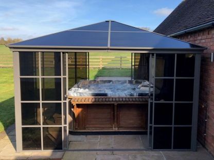  Four Seasons Screen House 3.65m x 3.65m | BLACK FRIDAY MONTH