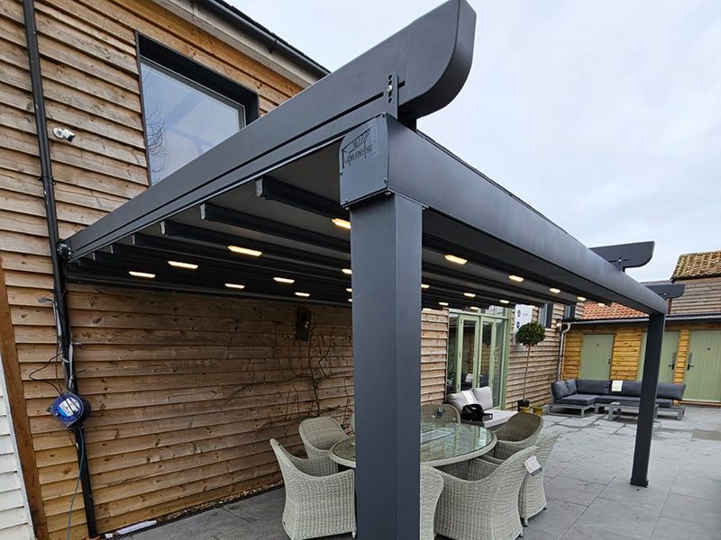 Luna Retractable Awning | 3M X 3M 