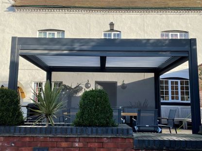 Eclipse 3 X 4m LED Motorised Pergola | Free Standing