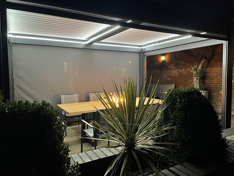 Eclipse 3 X 4m LED Motorised Pergola | Free Standing