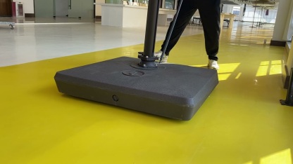 90kg Base with Wheels 
