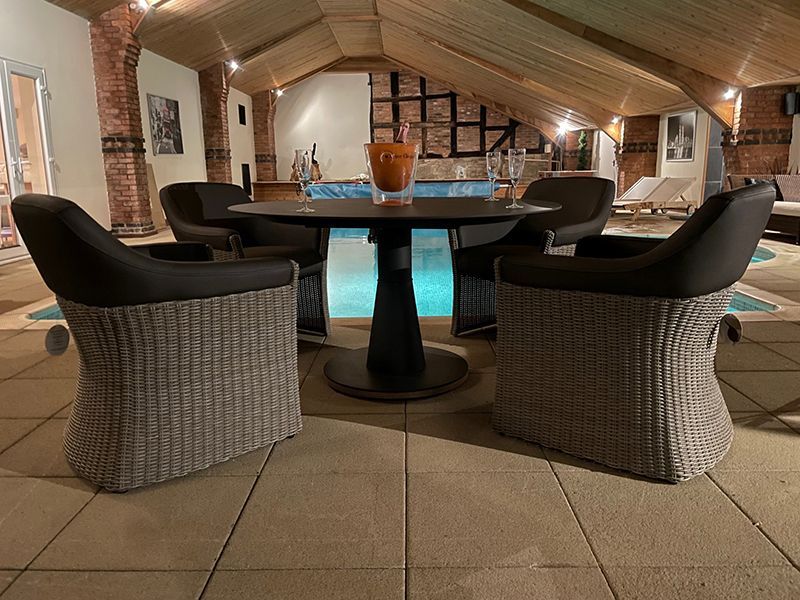 London 4 Chair Round Dining Set