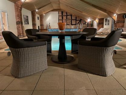London 4 Chair Round Dining Set