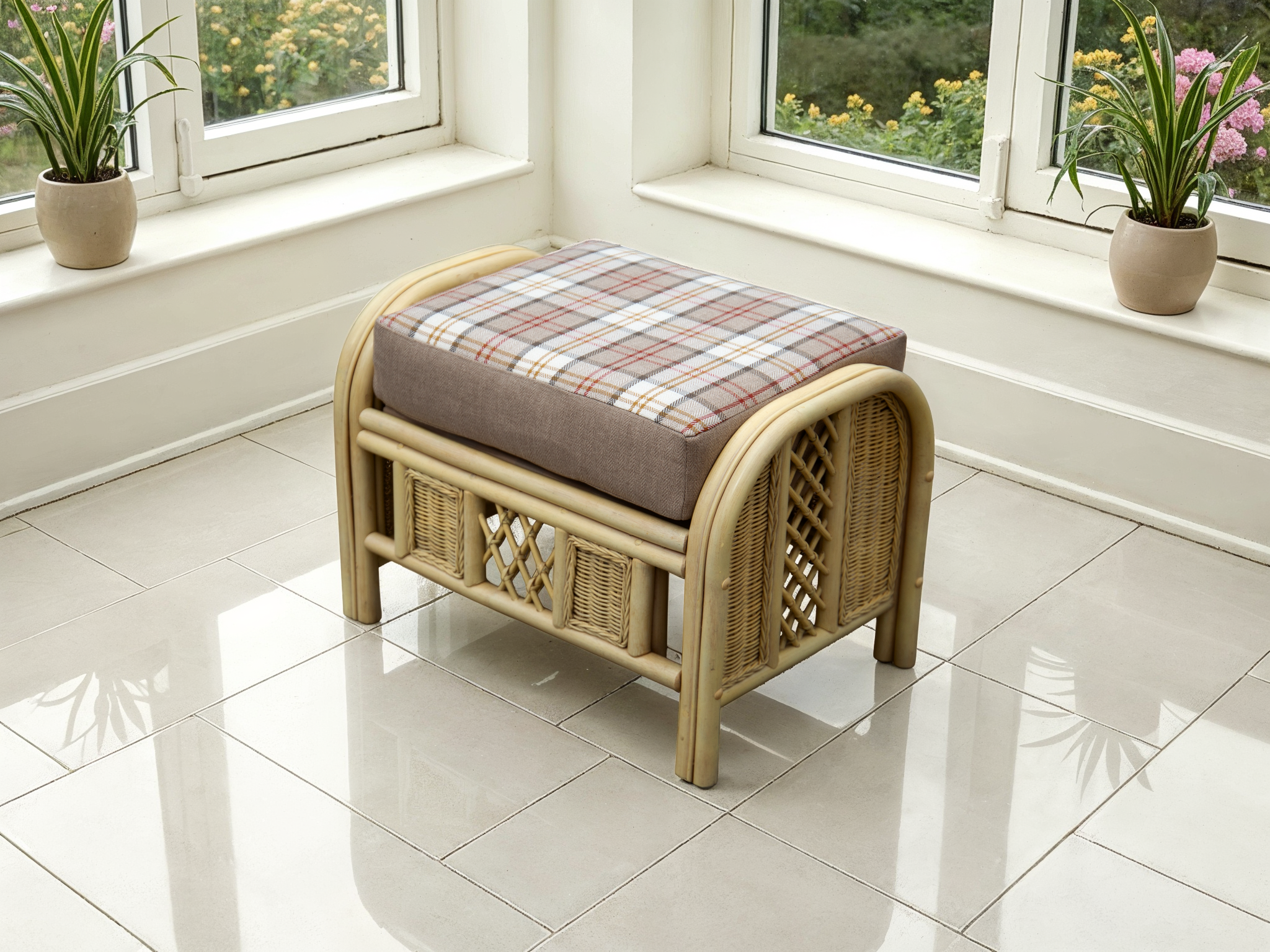 Alaska Footstool