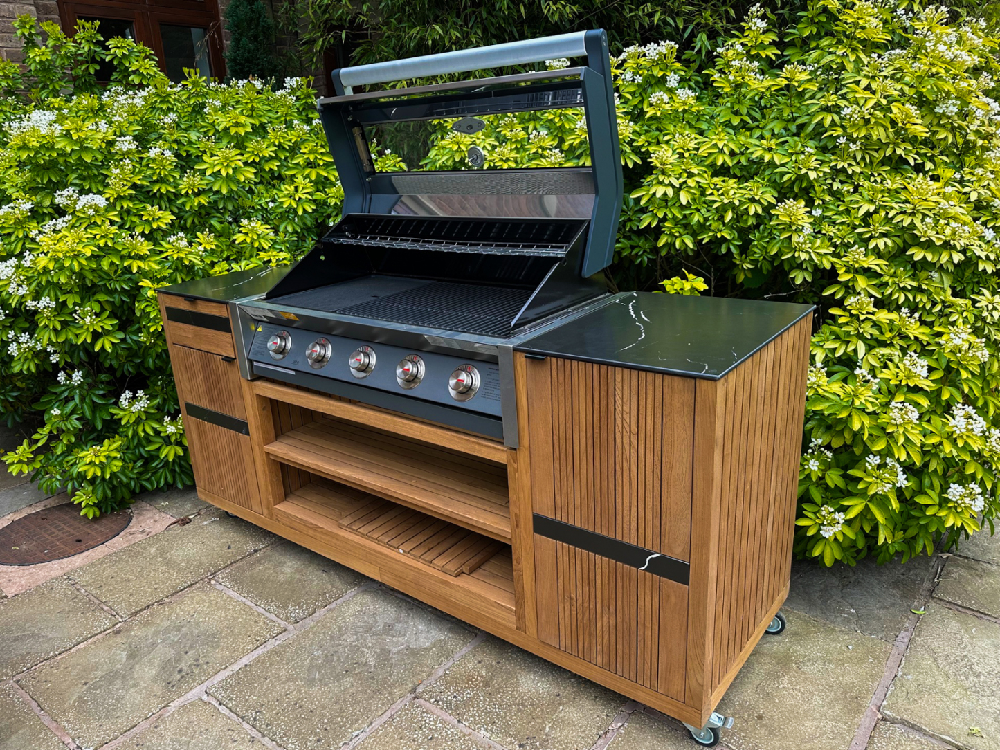 Amalfi BBQ Trolley on Wheels