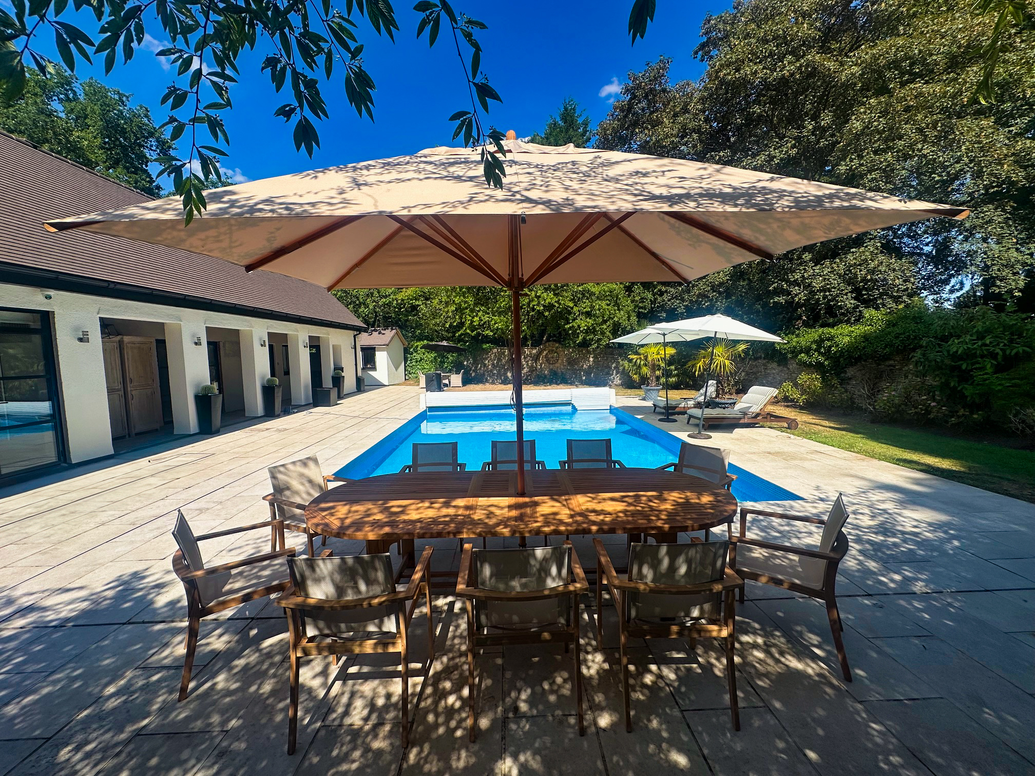 Bamboo 3.5m X 2.5m Rec Parasol Beige 