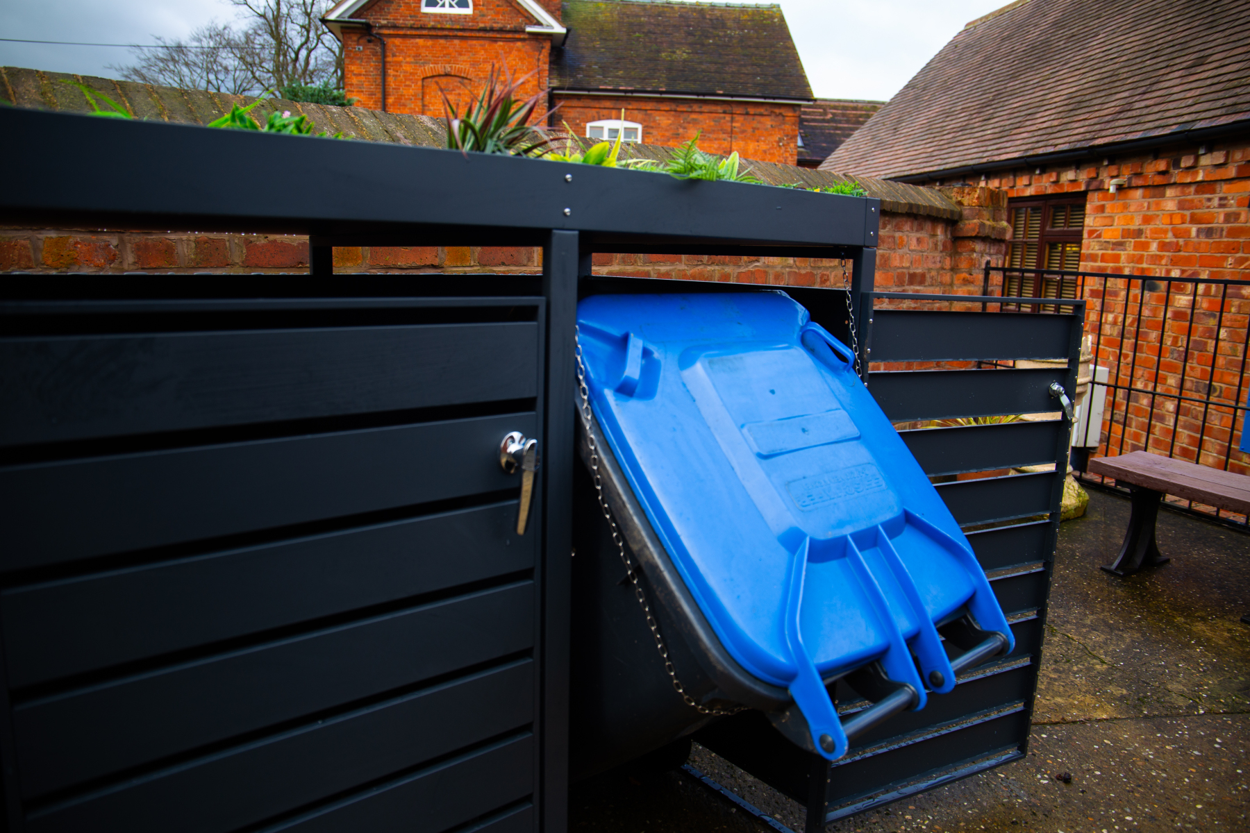 Anthracite Galvanized Steel Wheelie Bin Cover with Planter | Triple