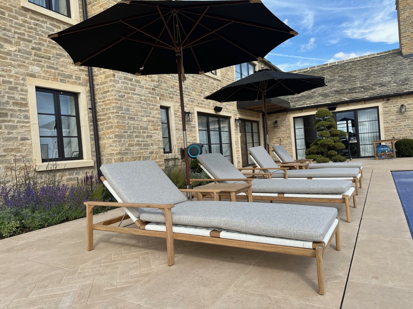Sienna Sun Lounger-Garden Furniture Centre-MidInstock,instock,MidRange,Loungers,Outdoor Furniture,Teak Garden Furniture,Loungers & Daybeds,Sienna Range,Teak,Outdoor Lounging,Teak Loungers Loungers,Teak Loungers,Sale,Clearance Line-{collection_title}