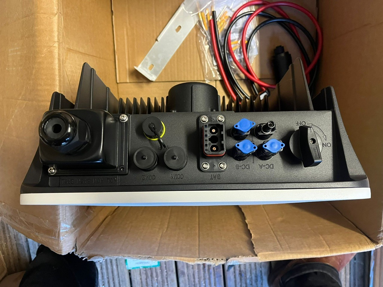 10kW Hybrid Inverter Three Phase | Ex-Display