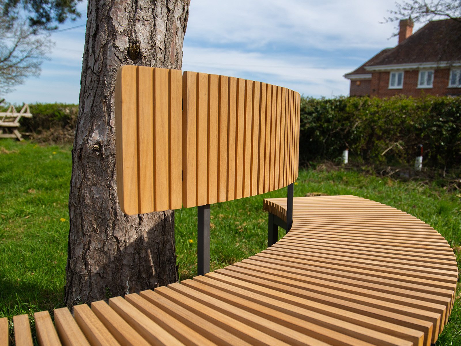 Mandalay Curved Bench | Inner Backrest
