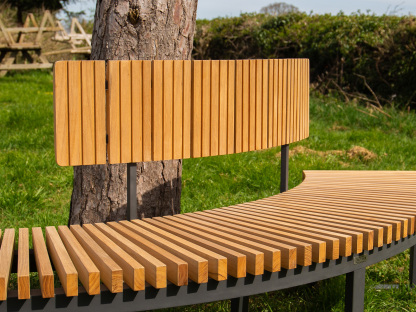 Mandalay Curved Bench | Inner Backrest