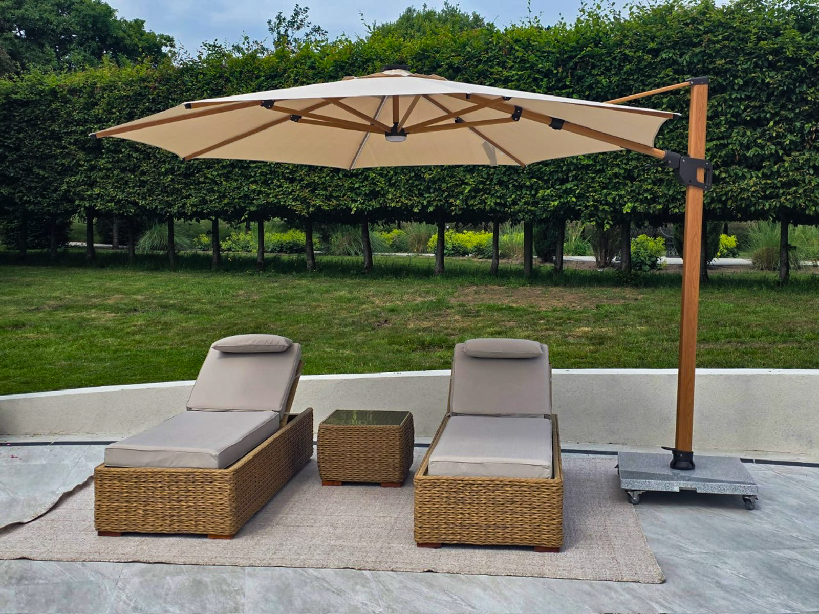 Pisa 3.5M Dia Cantilever Parasol with LED Lights-Garden Furniture Centre-HighRange,Round,Cantilever Parasols Parasols,Parasols,Cantilever Parasols-{collection_title}