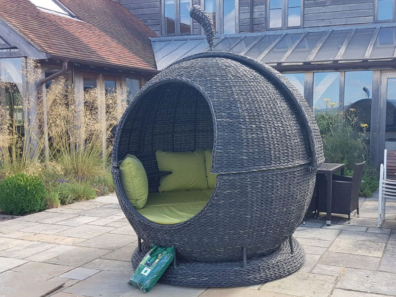 Midnight Montana Apple Day Bed-Garden Furniture Centre-HighRange,Rattan,Loungers,Outdoor Furniture,Rattan Furniture,Loungers & Daybeds,Montana Range,Rattan Loungers,Montana,Rattan Loungers Loungers-{collection_title}