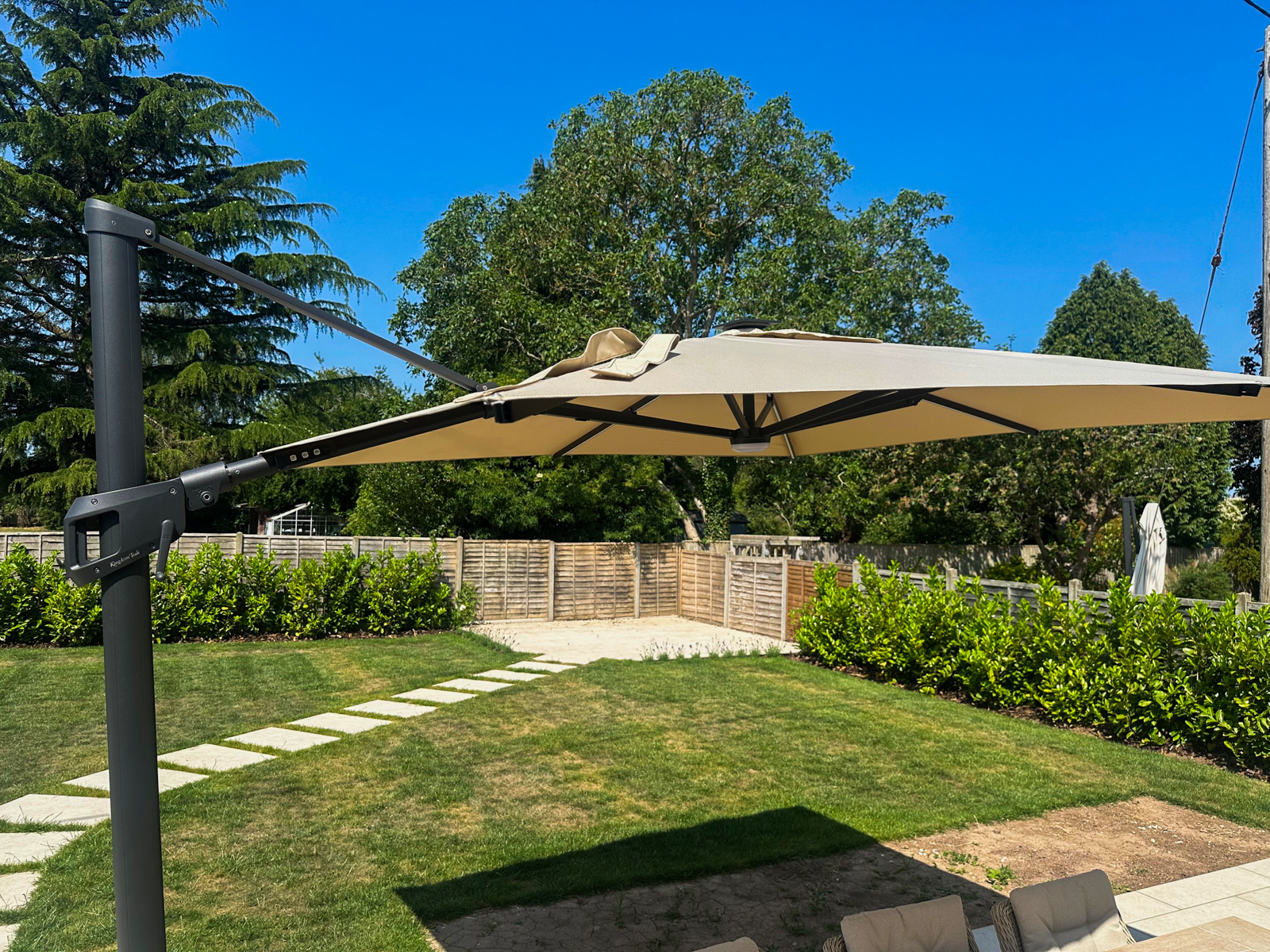 Sicily 3M Square Cantilever Parasol With LED Lights