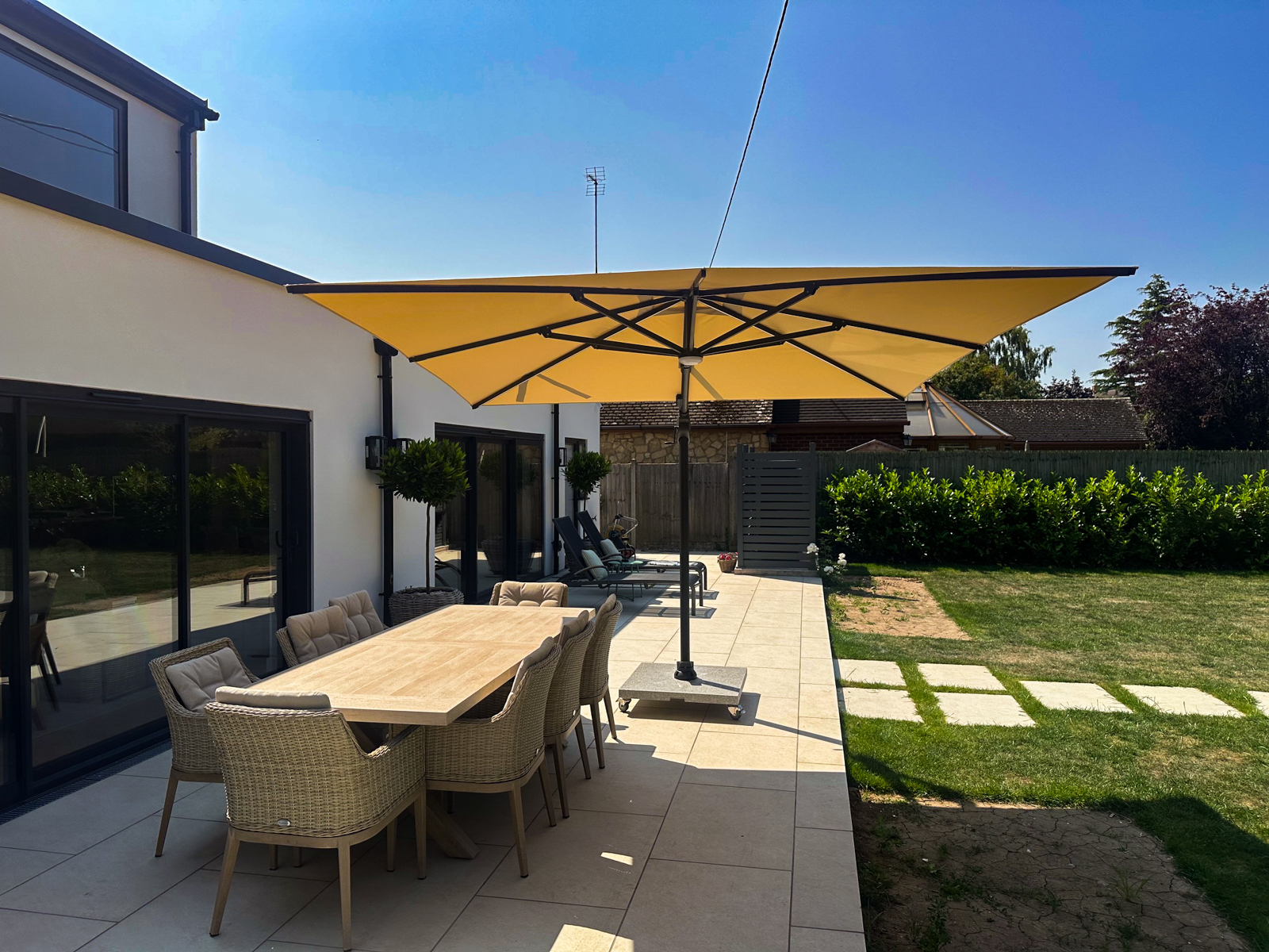 Sicily 3M Square Cantilever Parasol With LED Lights-Garden Furniture Centre-MidInstock,instock,MidRange,Cantilever Parasols,Cantilever Parasols Parasols,Parasols-{collection_title}