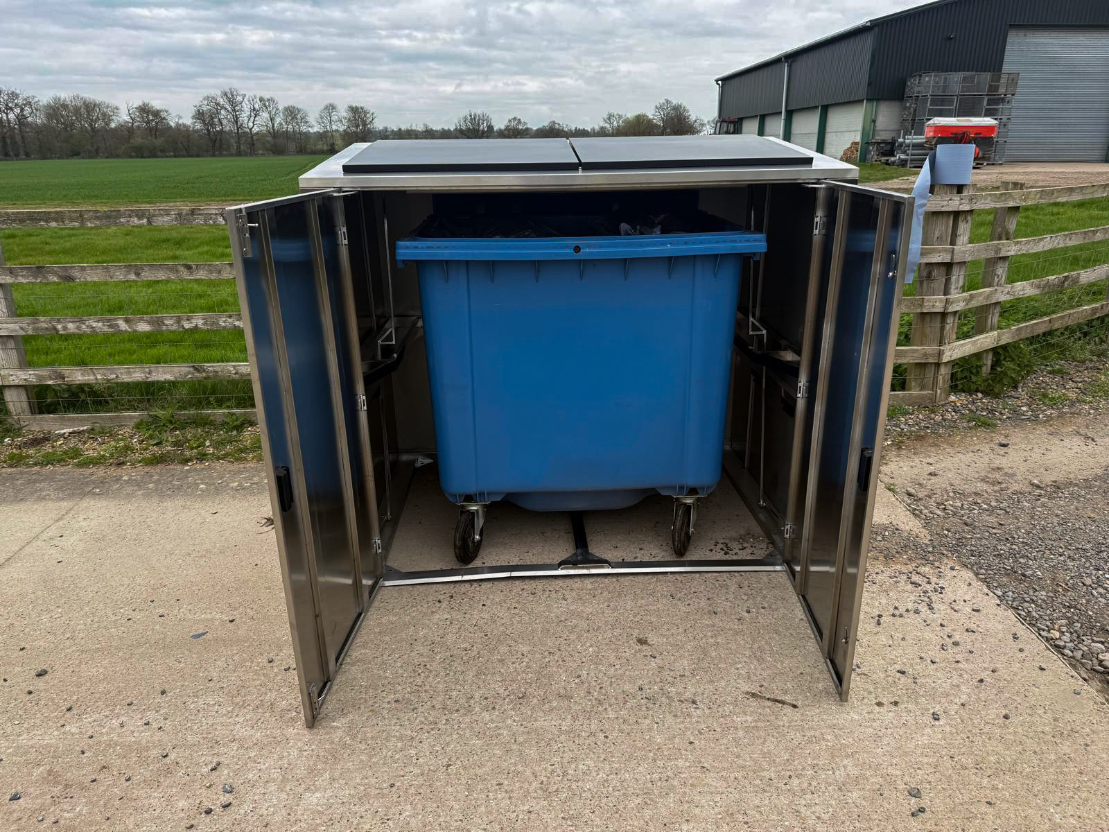 Outdoor Wheelie Bin Storage Unit with Pedal Lid | 1100L| Pre-order