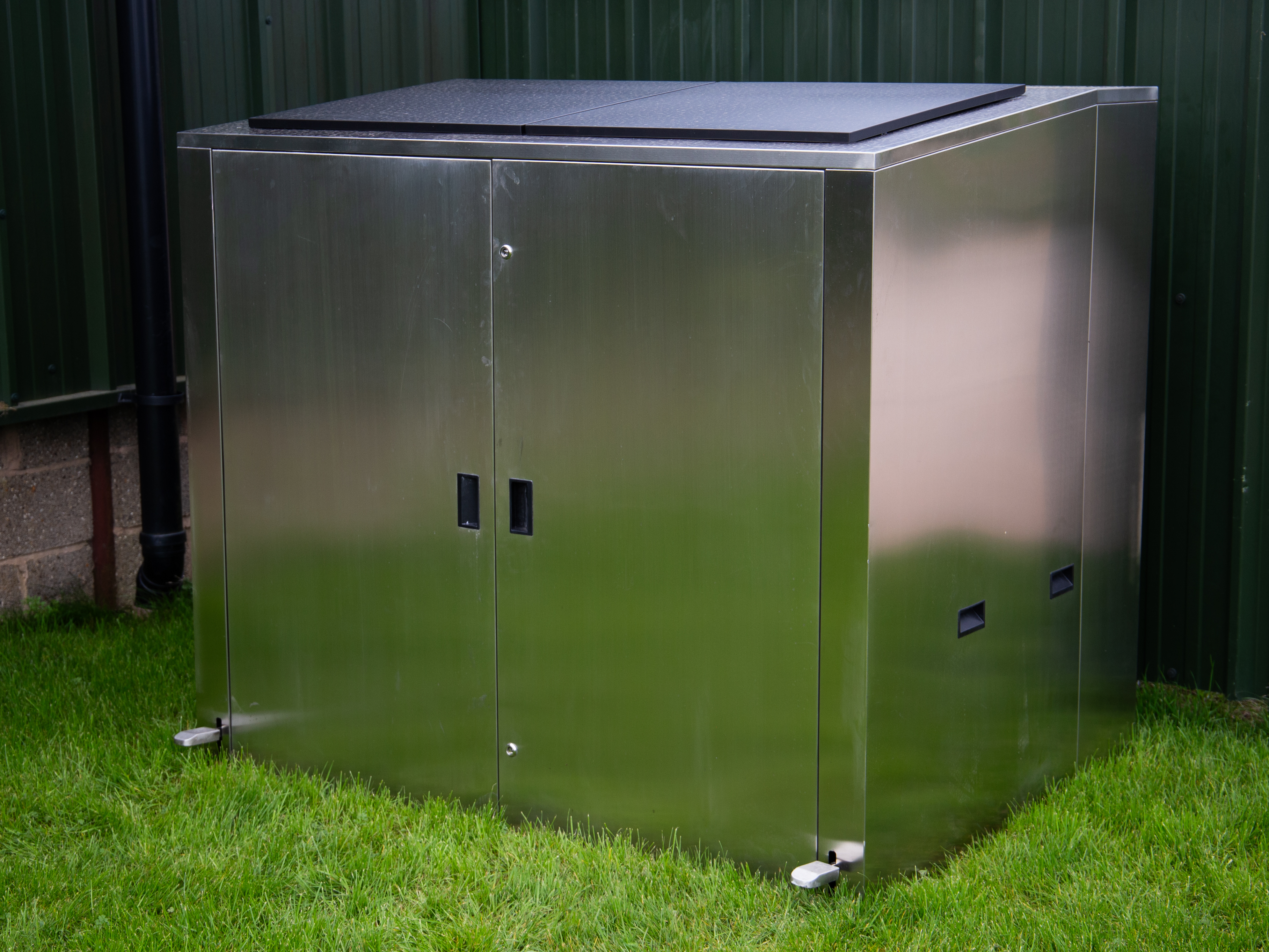 Stainless Steel Outdoor Wheelie Bin Storage Unit with Pedal Lid | 1100L