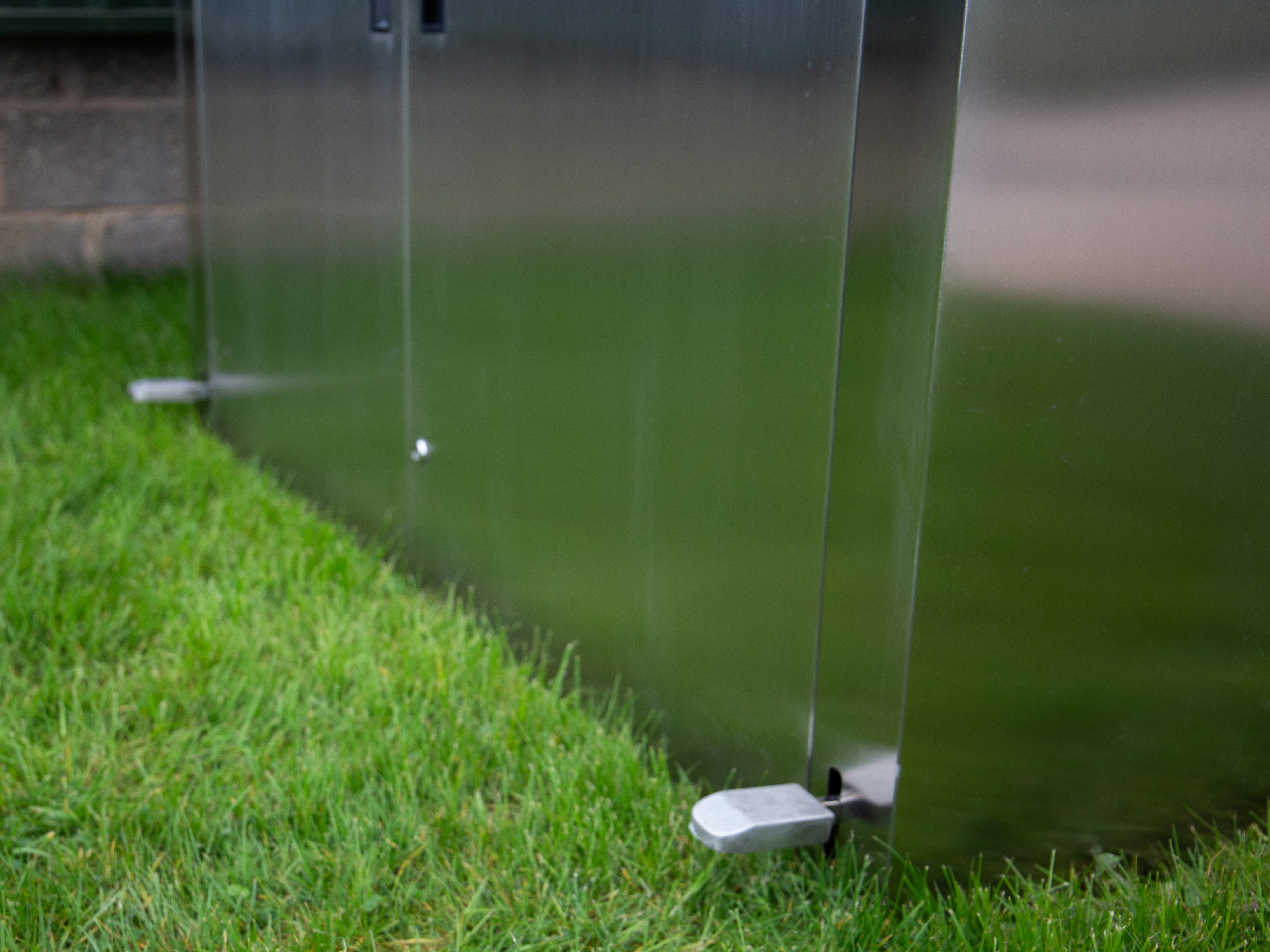 Stainless Steel Outdoor Wheelie Bin Storage Unit with Pedal Lid | 1100L