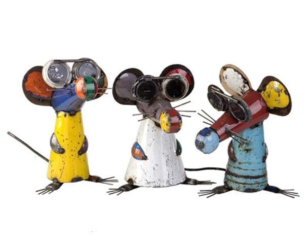 Three Blind Mice in the Festive Spirit