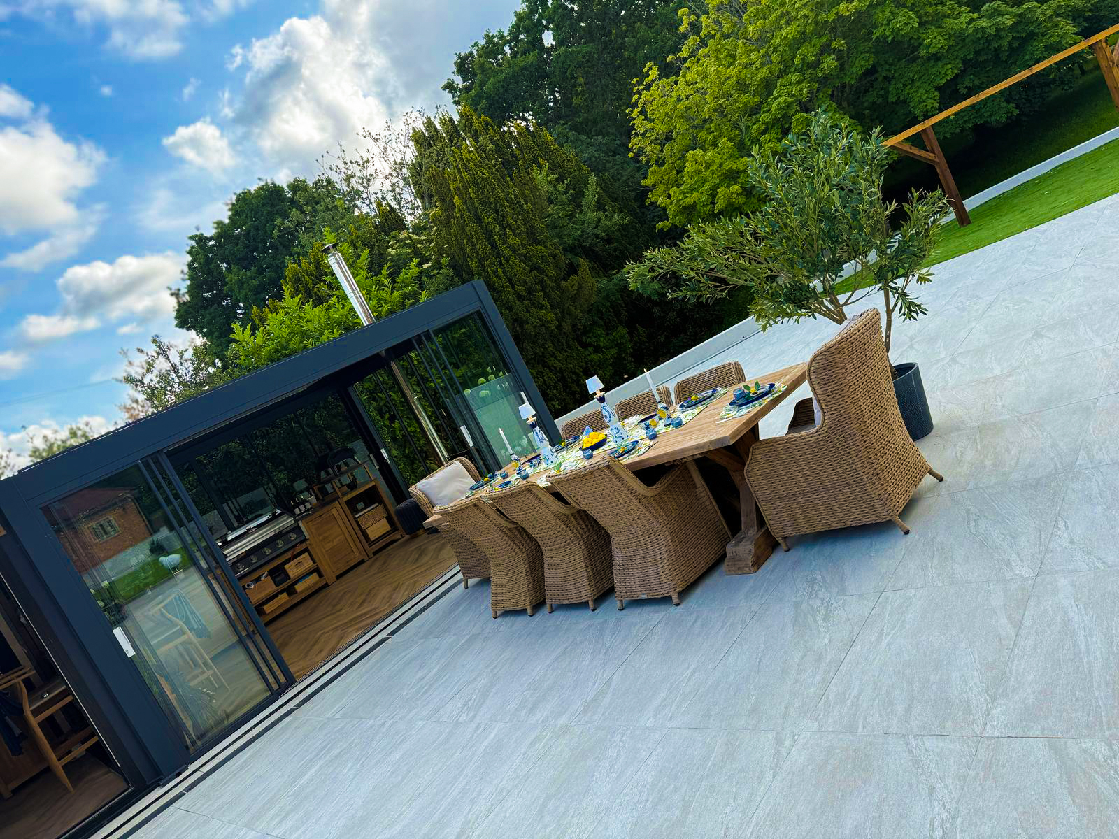 Valencia and Montana Dining Set-Garden Furniture Centre-HighRange,Outdoor Furniture,Outdoor Dining-{collection_title}