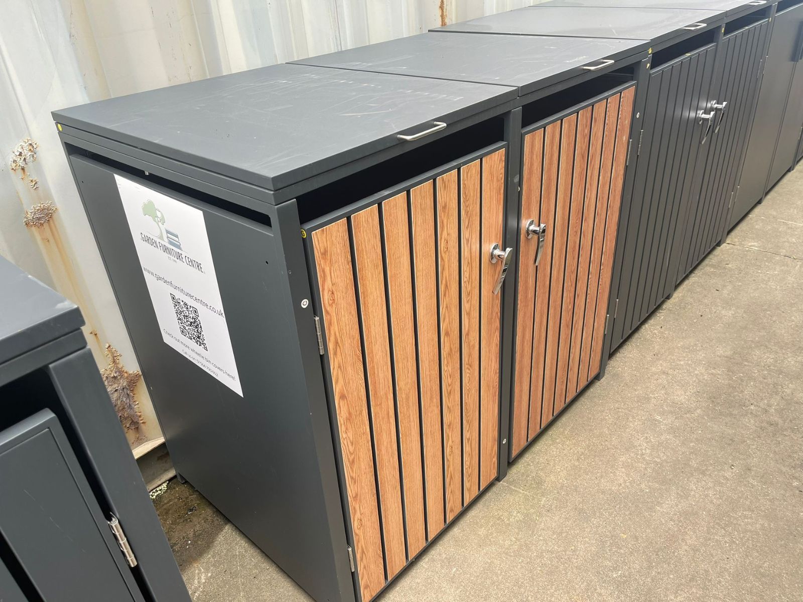 Galvanized Steel Wheelie Bin Cover Wood Effect | Double | Ex-Display-Garden Furniture Centre-MidRange,Accessories,Wheelie Bin Covers,Storage Accessories,Wheelie Bin Storage,Wood Effect,Double,Top Opening,Ex-Display,Showroom exdis,Sale-{collection_title}