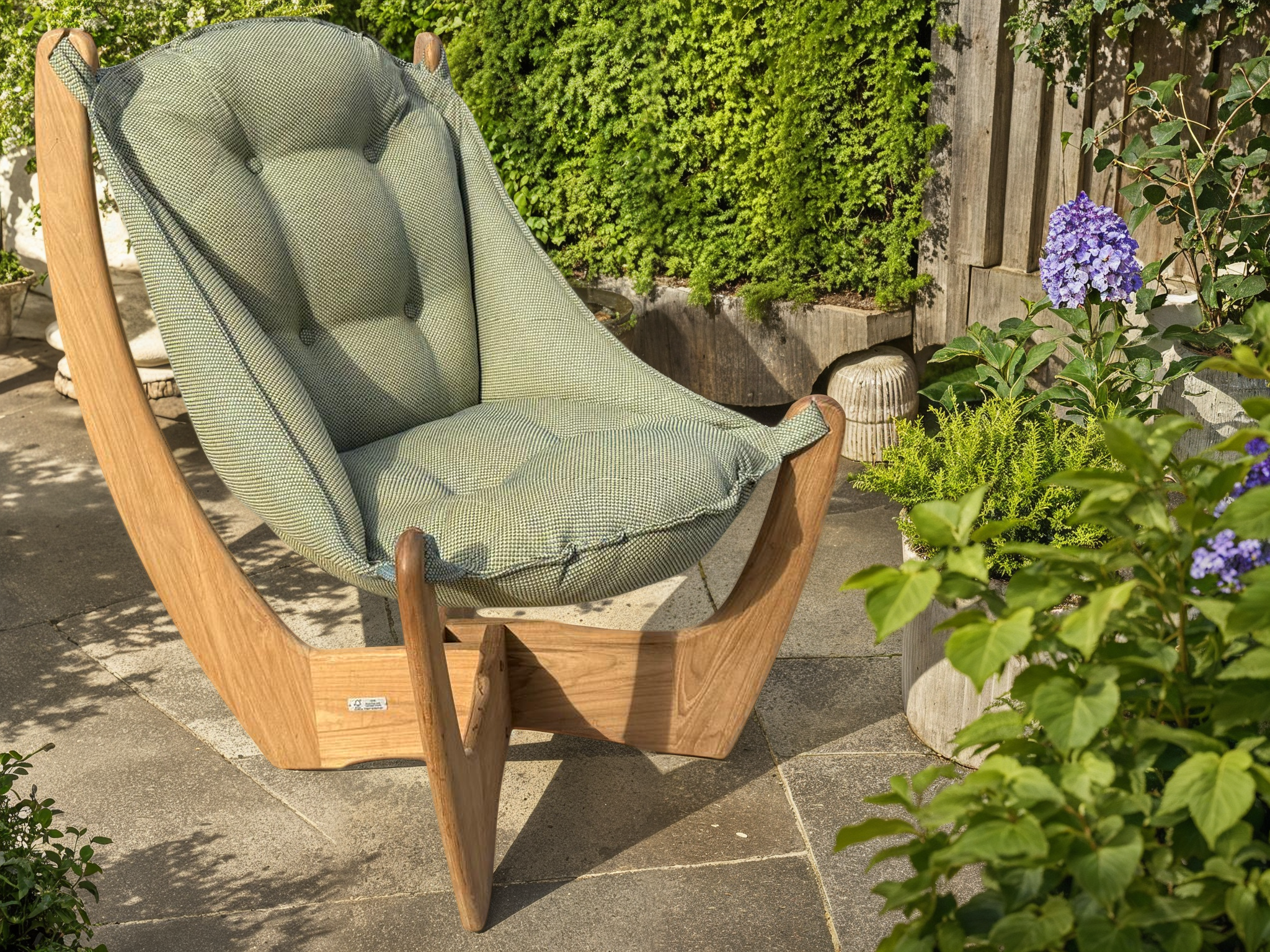 Kangaroo Teak Lounge Chair | FSC® Certified