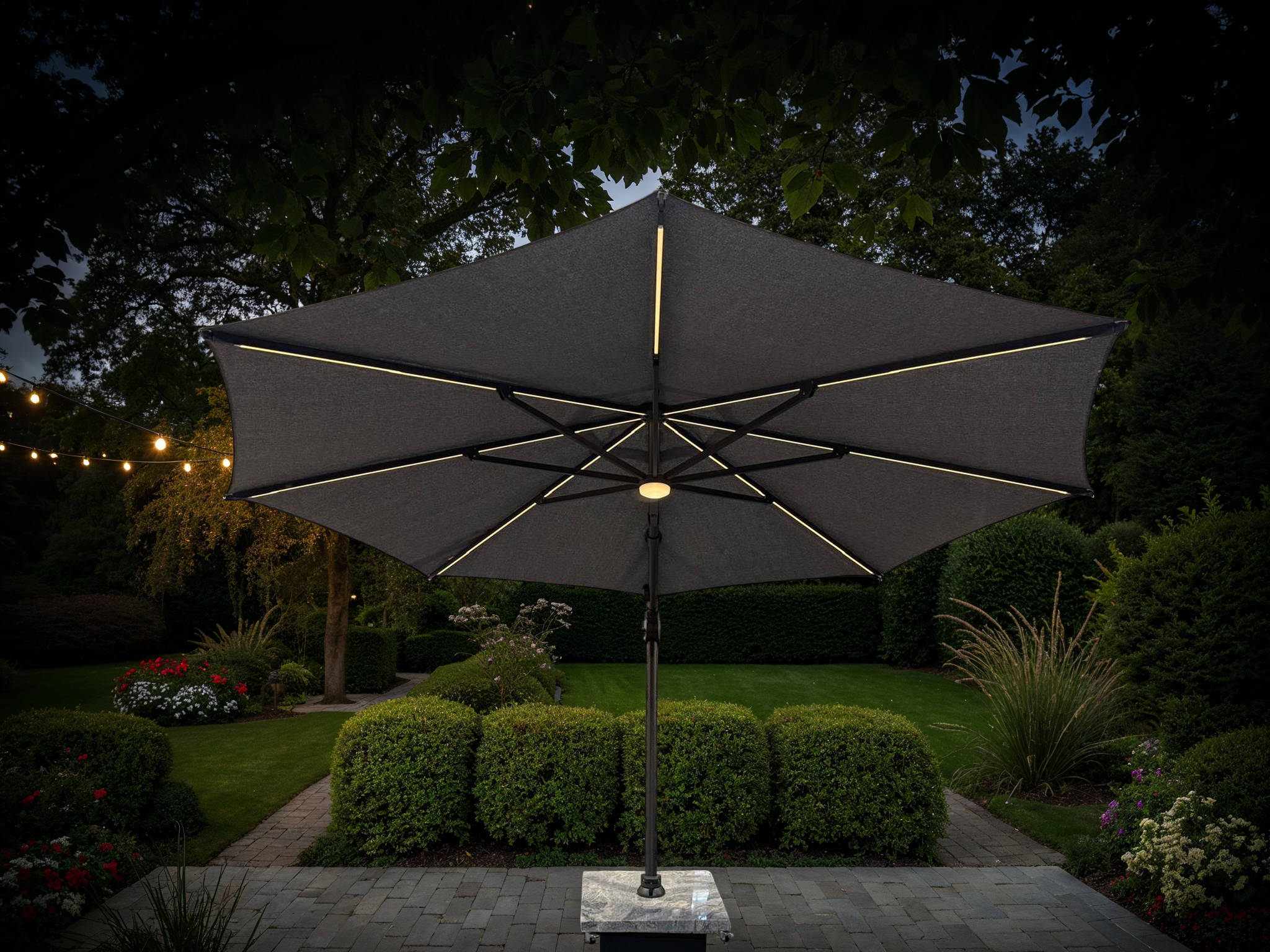 Sicily 3.5M Dia Cantilever Parasol With LED Lights | Grey