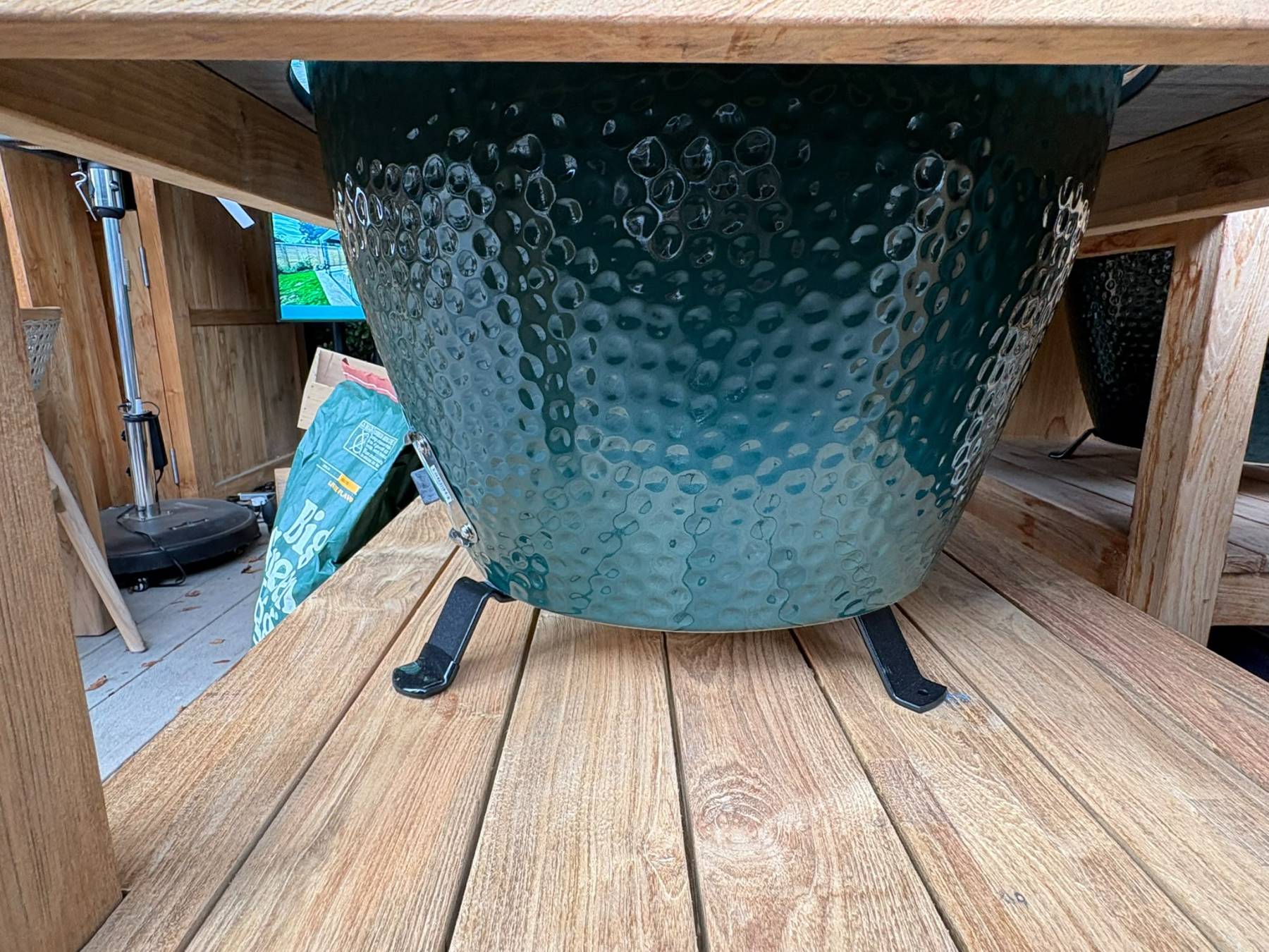 Big Green Egg with Bari Unit On Wheels | Bari | Ex-display