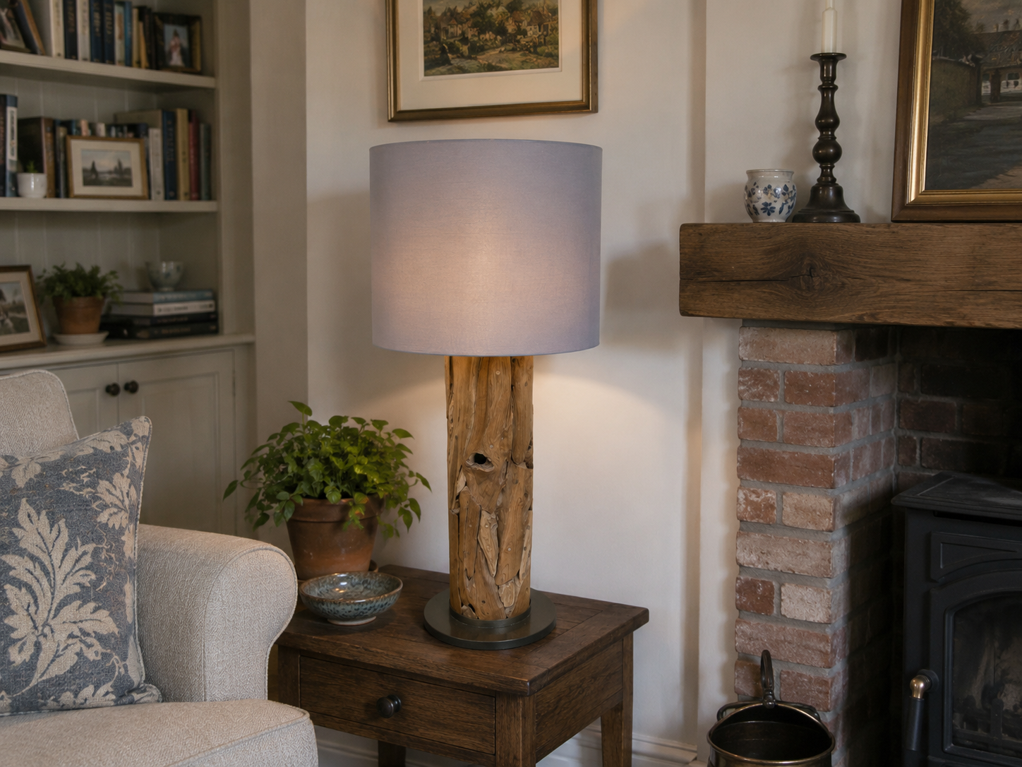 Xilon Pipe Table Lamp