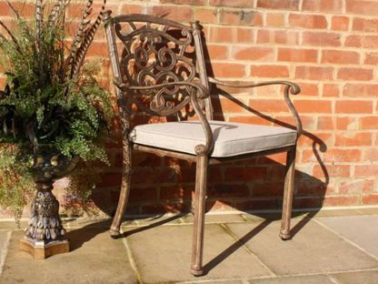 Casino 6 Seater Round Table and Chairs Set