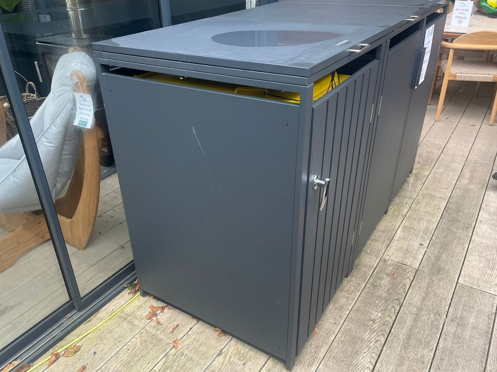 Anthracite Galvanized Steel Wheelie Bin Cover | Single | Ex-Display-Garden Furniture Centre-MidInstock,instock,MidRange,Top Opening,Anthracite,Accessories,Wheelie Bin Covers,Storage Accessories,Wheelie Bin Storage,Ex-Display,Showroom exdis,Sale-{collection_title}