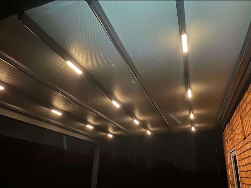 Luna Retractable Awning | 5M X 3.5M 