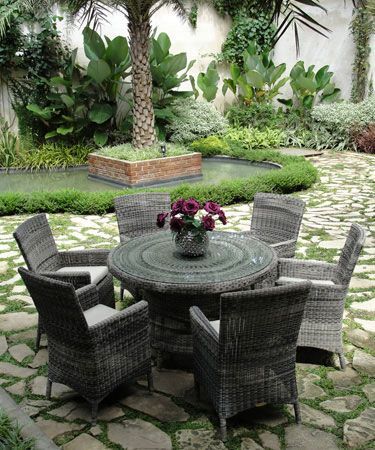 Avery Luxury Rattan Set